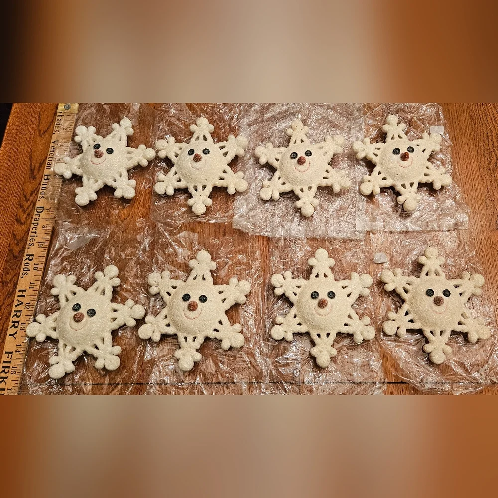 NEW SNOWMAN SNOWFLAKE Ornaments - Set of 8! 6